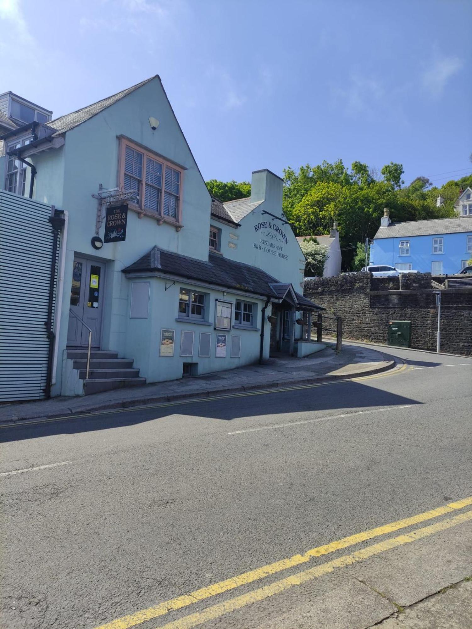 Rose And Crown Hotel & Hope And Anchor Bar Goodwick المظهر الخارجي الصورة